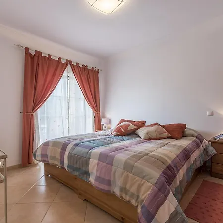 St James Praia Da Luz 402 Apartment
